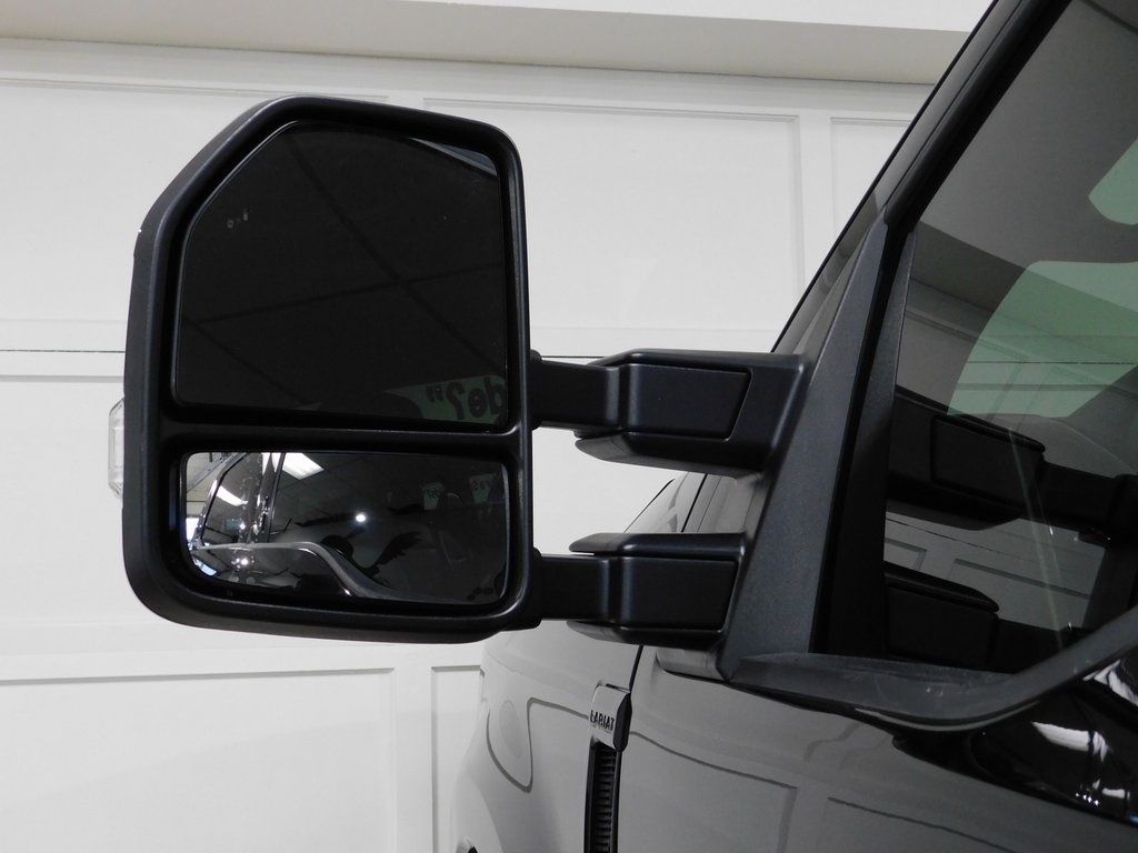 Ford F-250 SD Lariat Crew Cab 4WD 2022