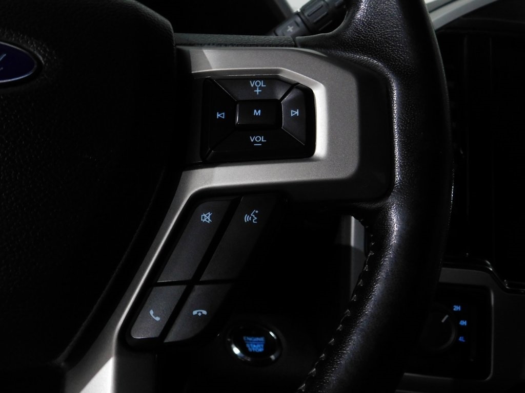 Ford F-250 SD Lariat Crew Cab 4WD 2022