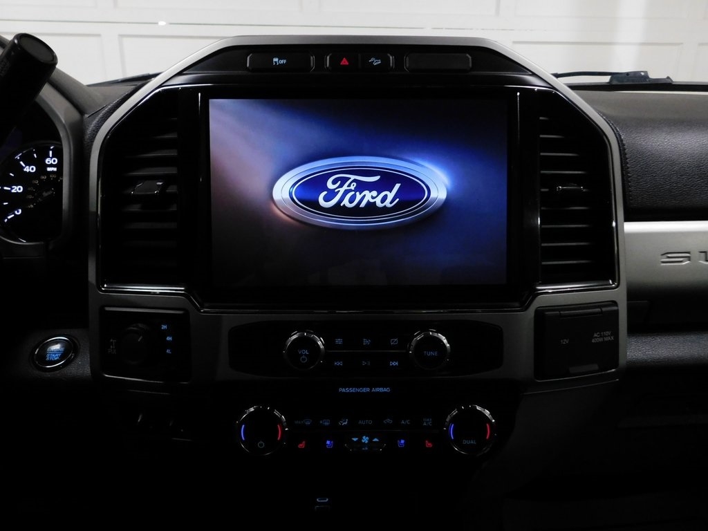 Ford F-250 SD Lariat Crew Cab 4WD 2022