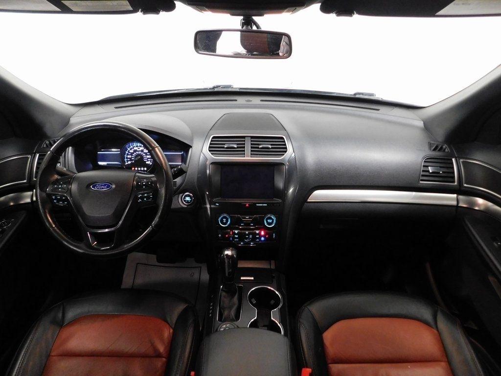 Ford Explorer XLT 4WD 2019