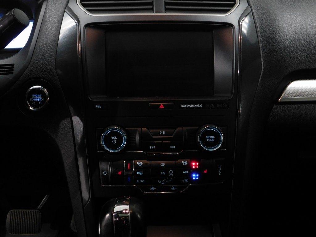 Ford Explorer XLT 4WD 2019