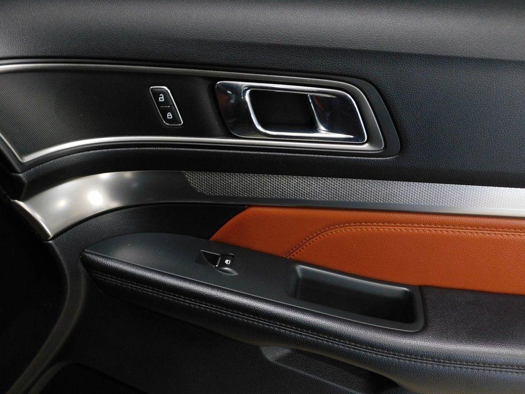 Ford Explorer XLT 4WD 2019