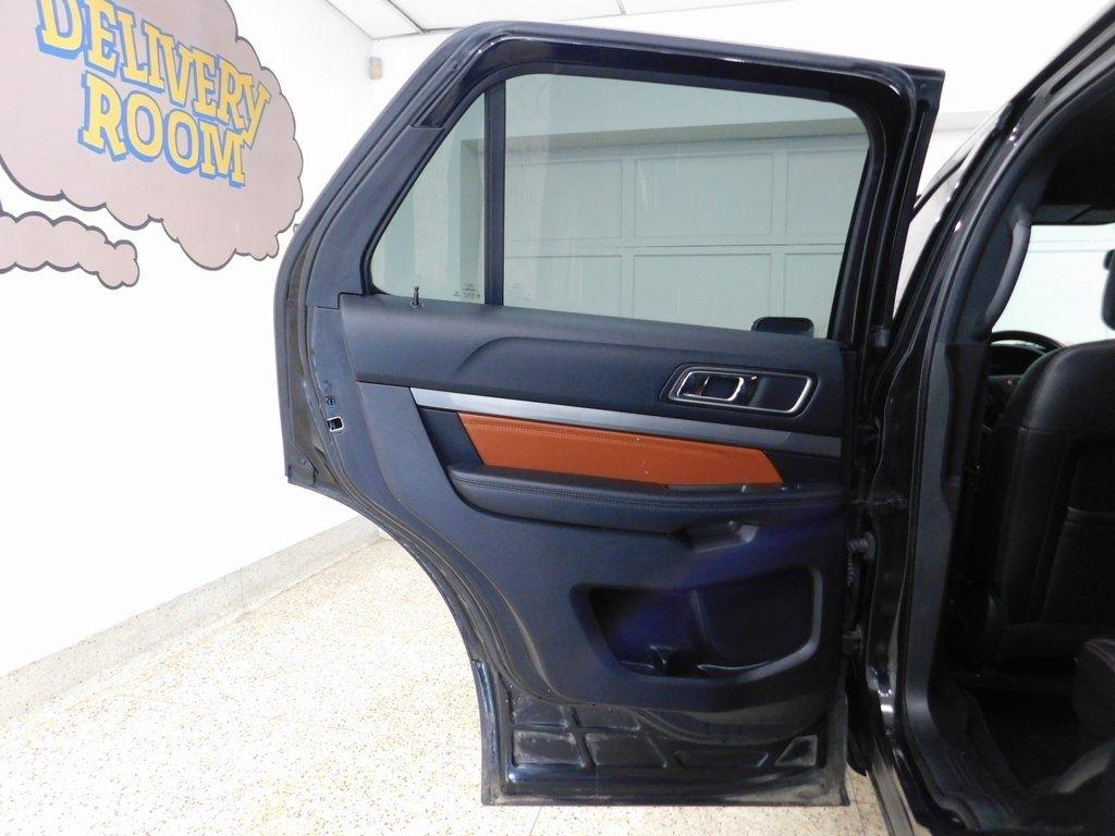 Ford Explorer XLT 4WD 2019