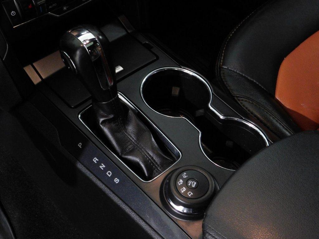 Ford Explorer XLT 4WD 2019