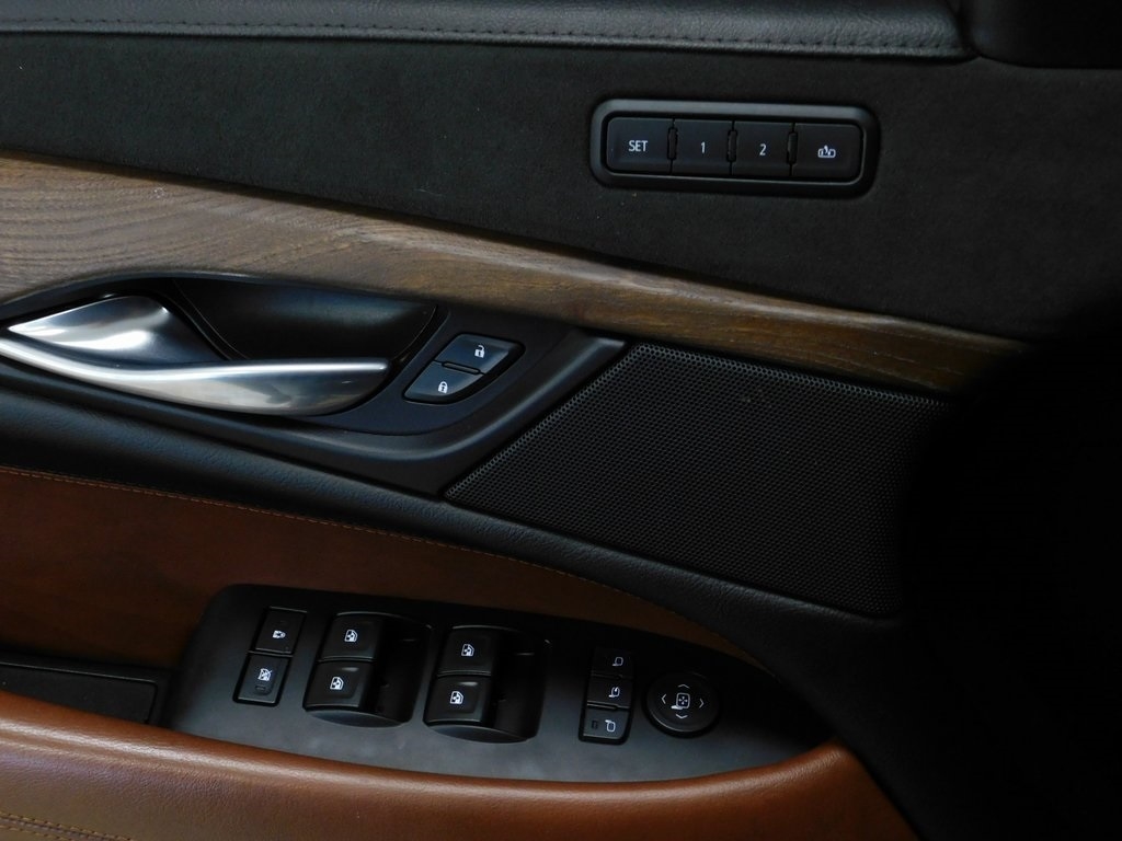 Cadillac Escalade ESV Luxury 4WD 2019