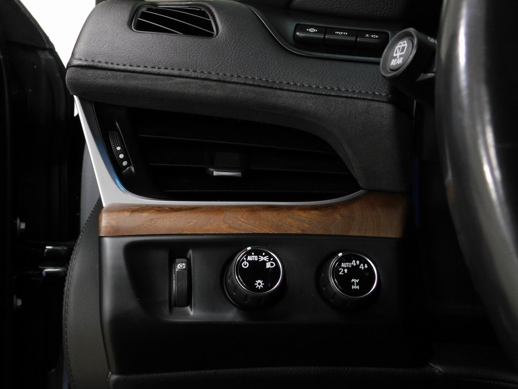 Cadillac Escalade ESV Luxury 4WD 2019