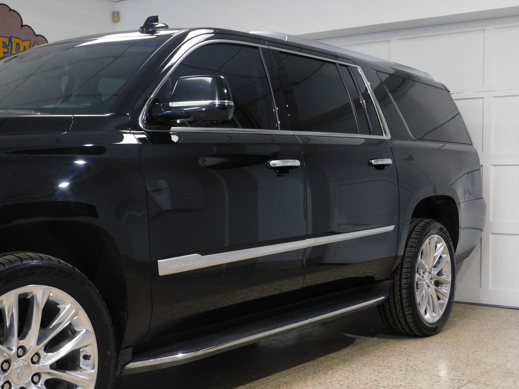 Cadillac Escalade ESV Luxury 4WD 2019