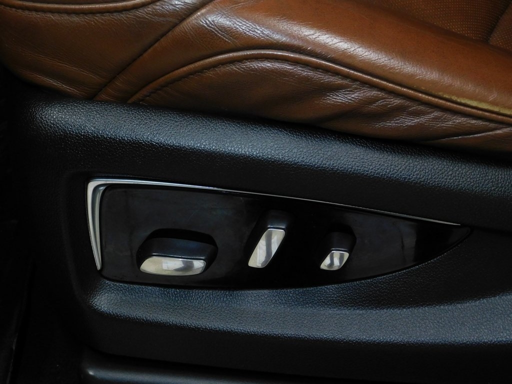 Cadillac Escalade ESV Luxury 4WD 2019