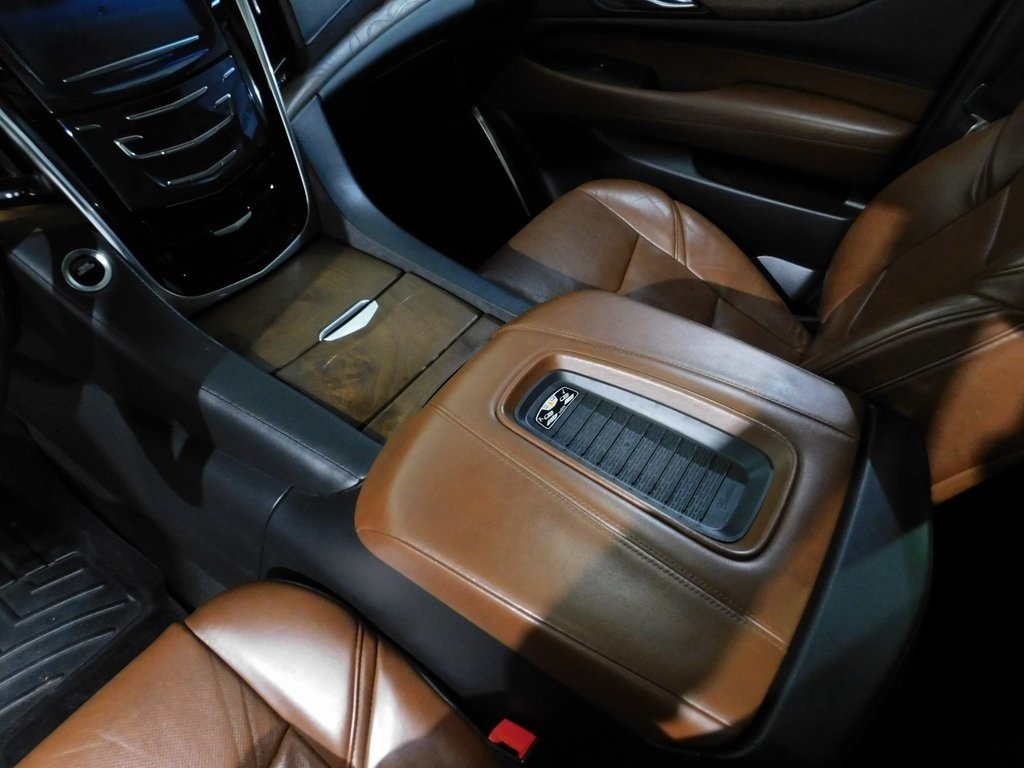 Cadillac Escalade ESV Luxury 4WD 2019