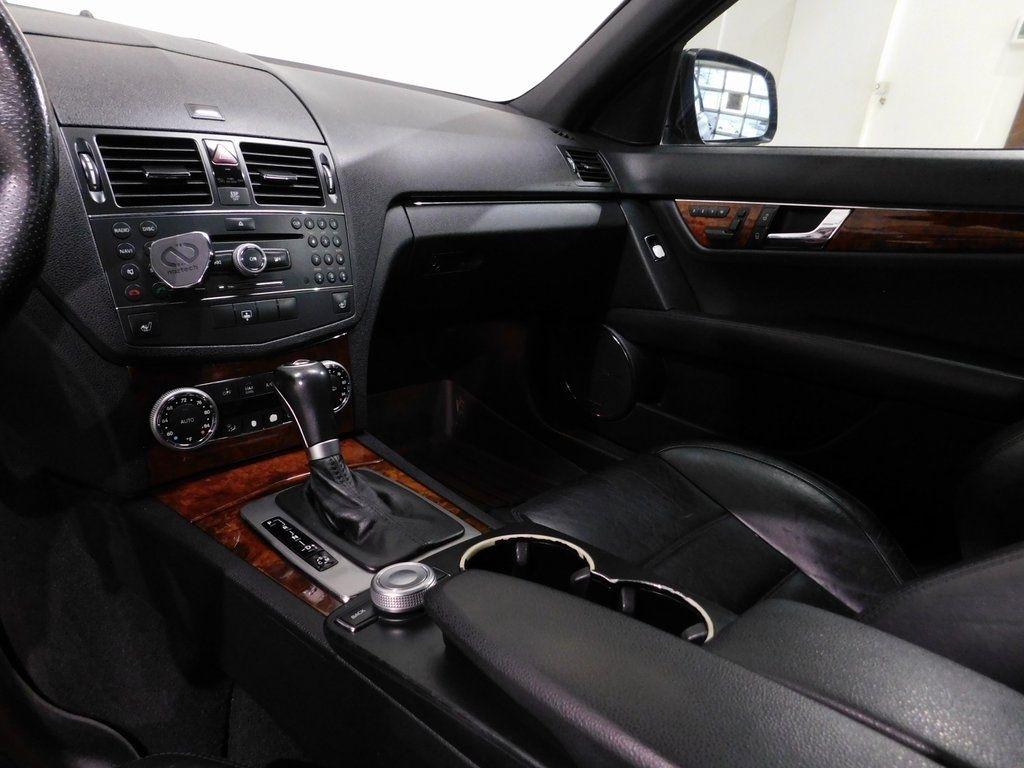 Mercedes-Benz C-Class C63 AMG Sport Sedan 2009