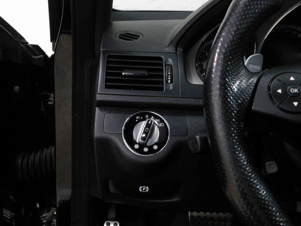 Mercedes-Benz C-Class C63 AMG Sport Sedan 2009