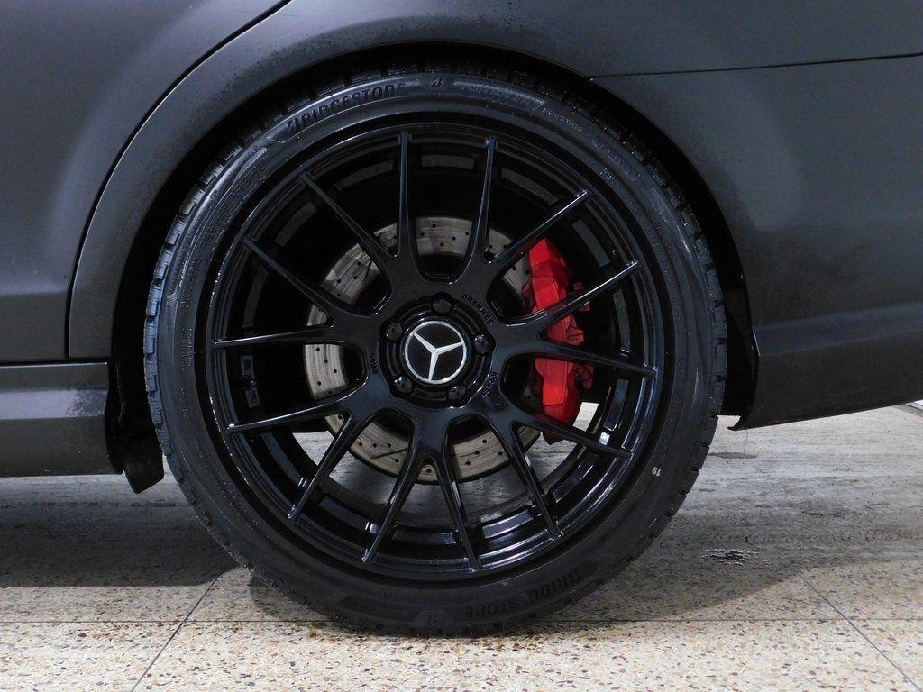 Mercedes-Benz C-Class C63 AMG Sport Sedan 2009