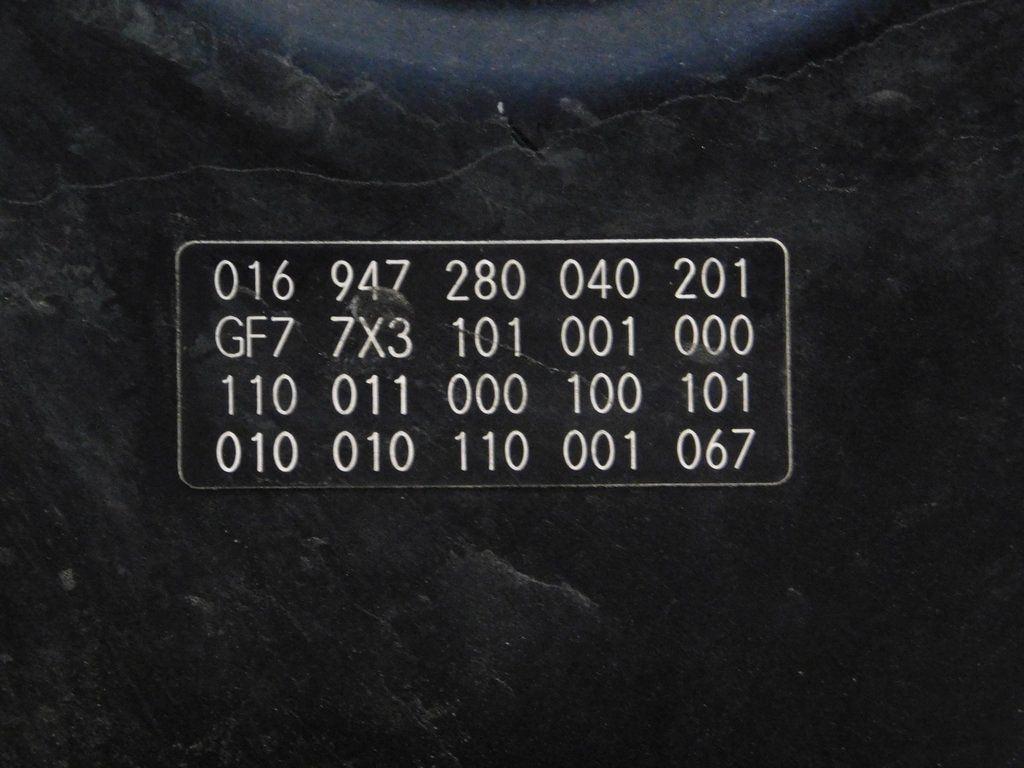 Mercedes-Benz C-Class C63 AMG Sport Sedan 2009