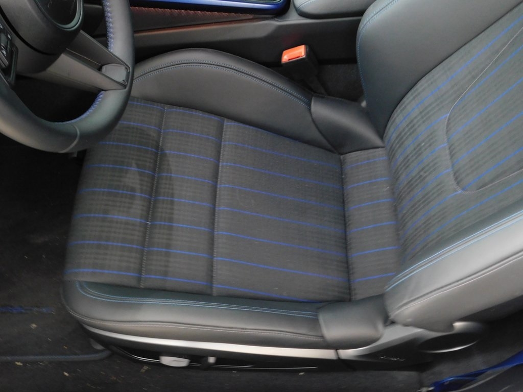 Porsche 911 Carrera Coupe 2025