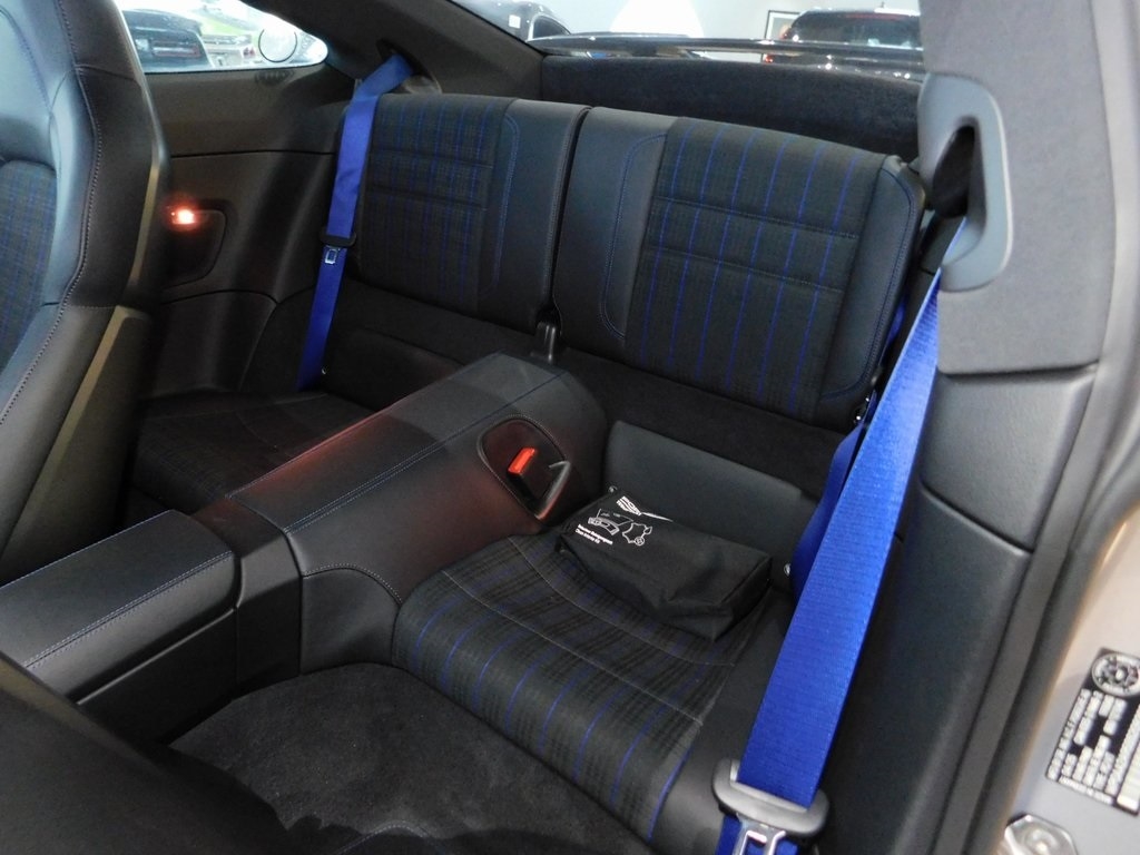 Porsche 911 Carrera Coupe 2025