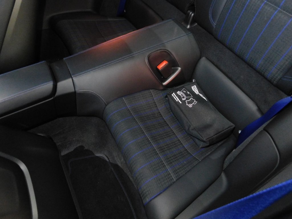 Porsche 911 Carrera Coupe 2025