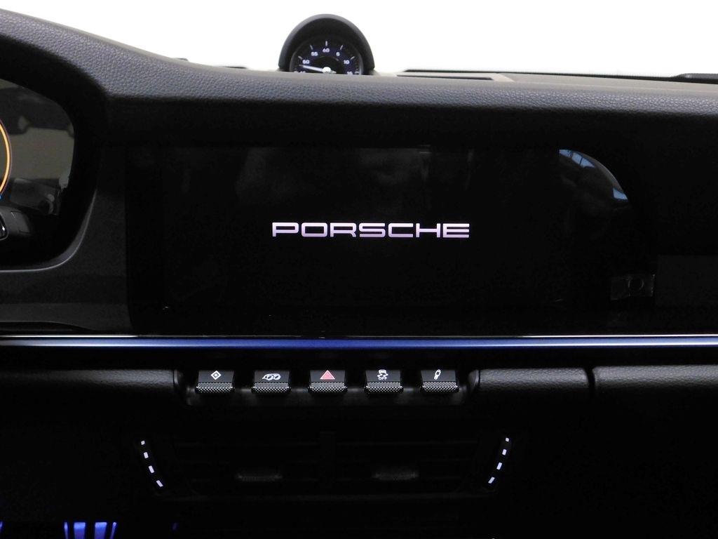 Porsche 911 Carrera Coupe 2025