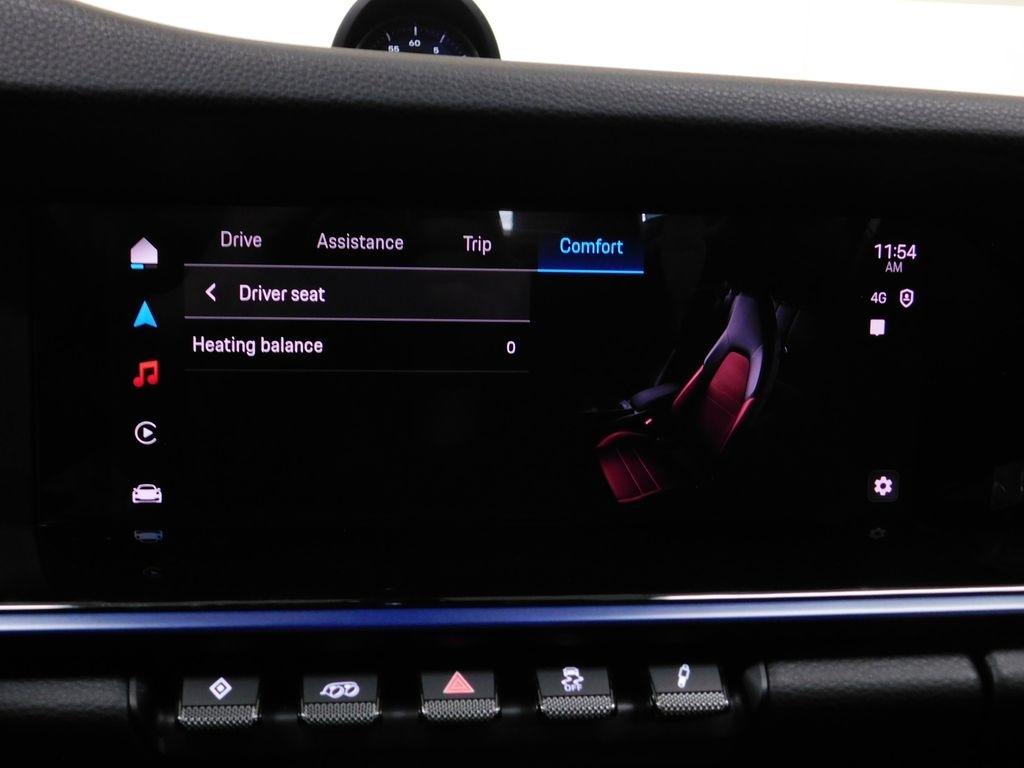 Porsche 911 Carrera Coupe 2025