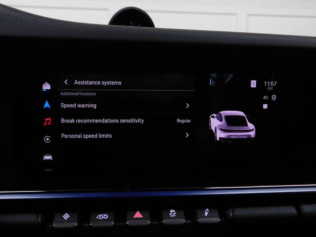 Porsche 911 Carrera Coupe 2025