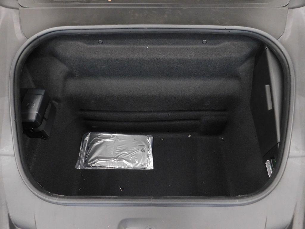 Porsche 911 Carrera Coupe 2025