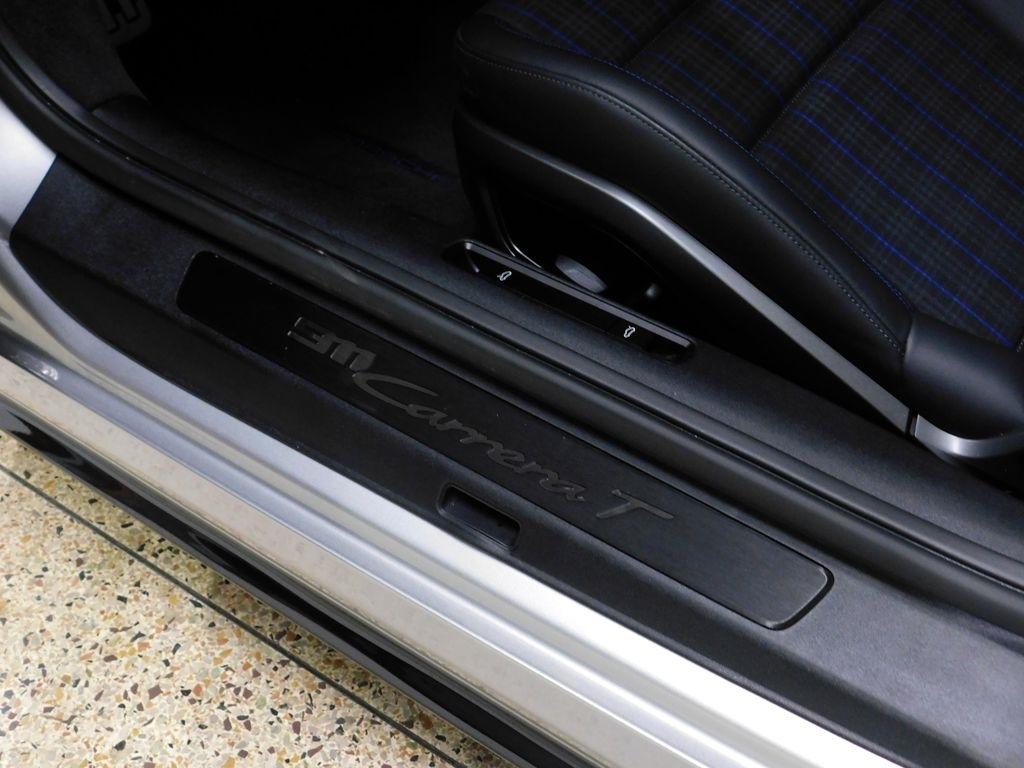 Porsche 911 Carrera Coupe 2025