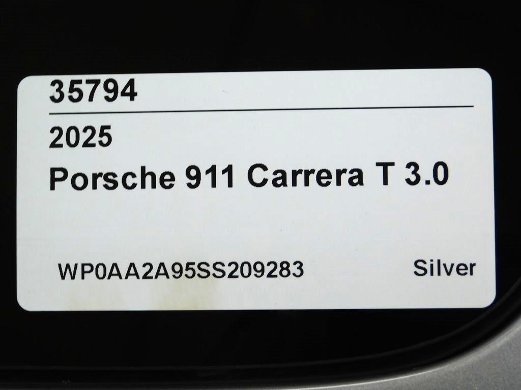 Porsche 911 Carrera Coupe 2025