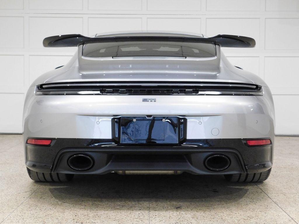 Porsche 911 Carrera Coupe 2025