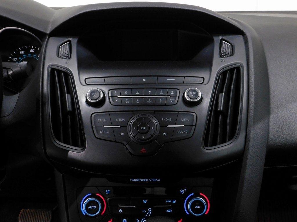 Ford Focus SE Sedan 2018