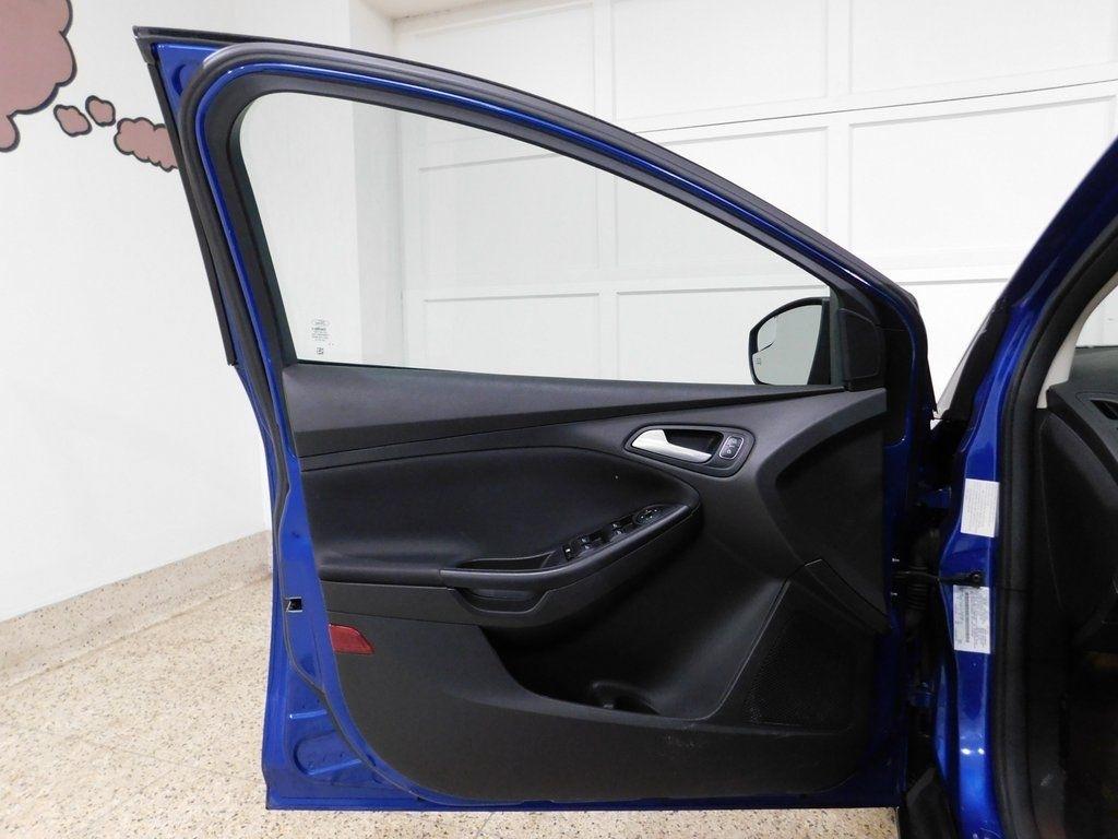 Ford Focus SE Sedan 2018