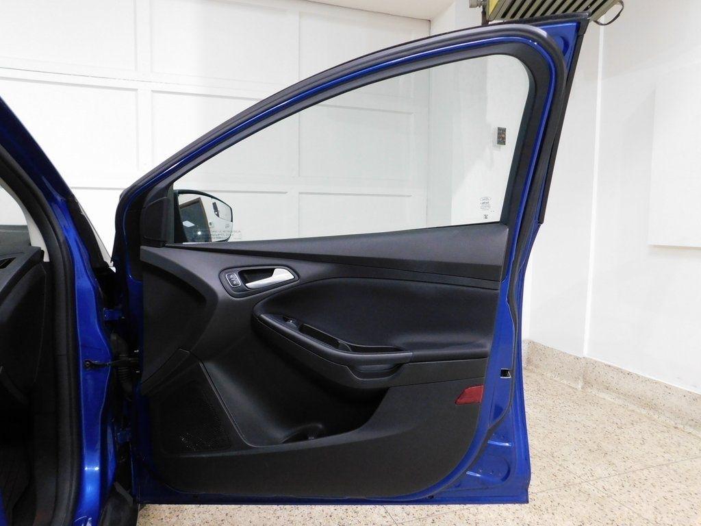 Ford Focus SE Sedan 2018