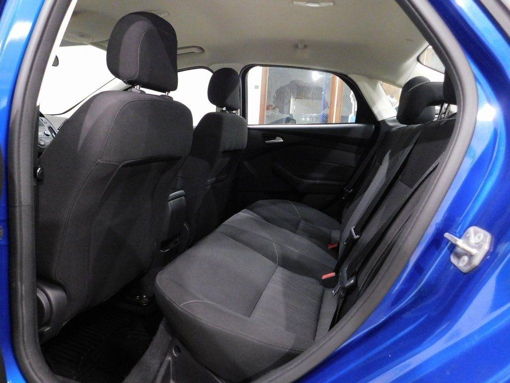 Ford Focus SE Sedan 2018