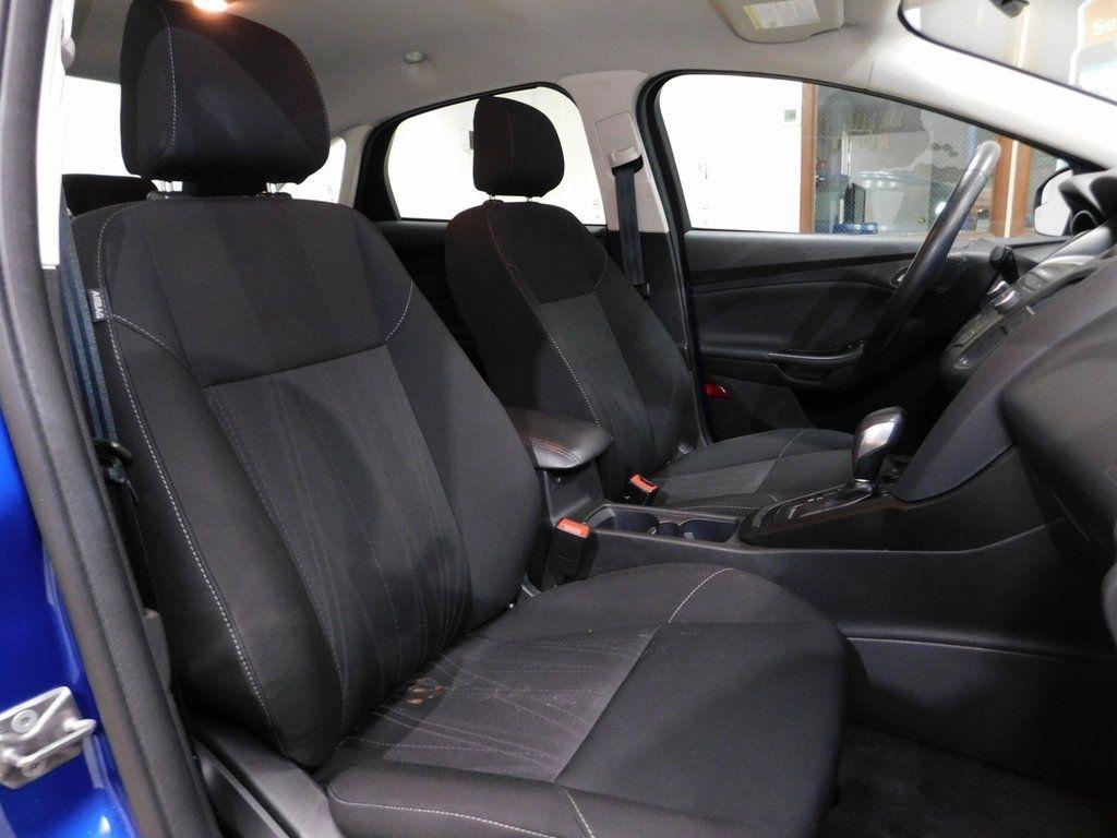 Ford Focus SE Sedan 2018