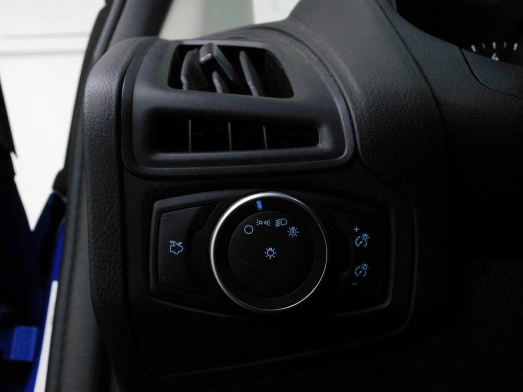 Ford Focus SE Sedan 2018