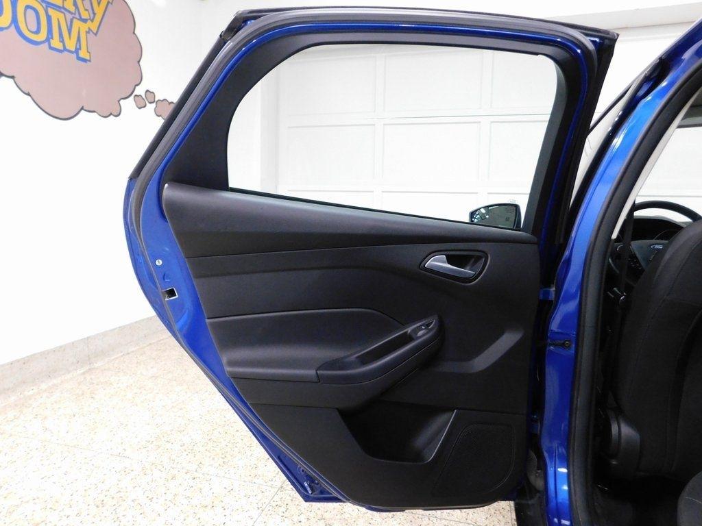 Ford Focus SE Sedan 2018