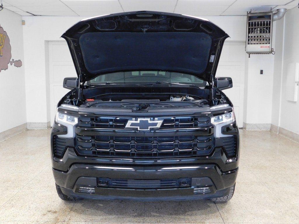 Chevrolet Silverado 1500 RST Crew Cab 4WD 2024