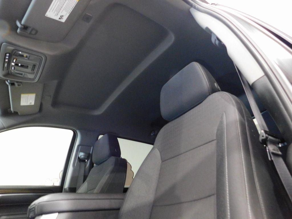 Chevrolet Silverado 1500 RST Crew Cab 4WD 2024