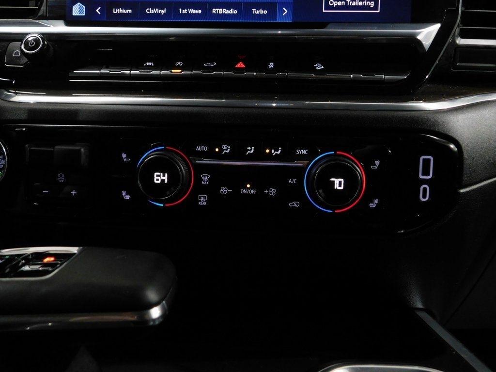 Chevrolet Silverado 1500 RST Crew Cab 4WD 2024