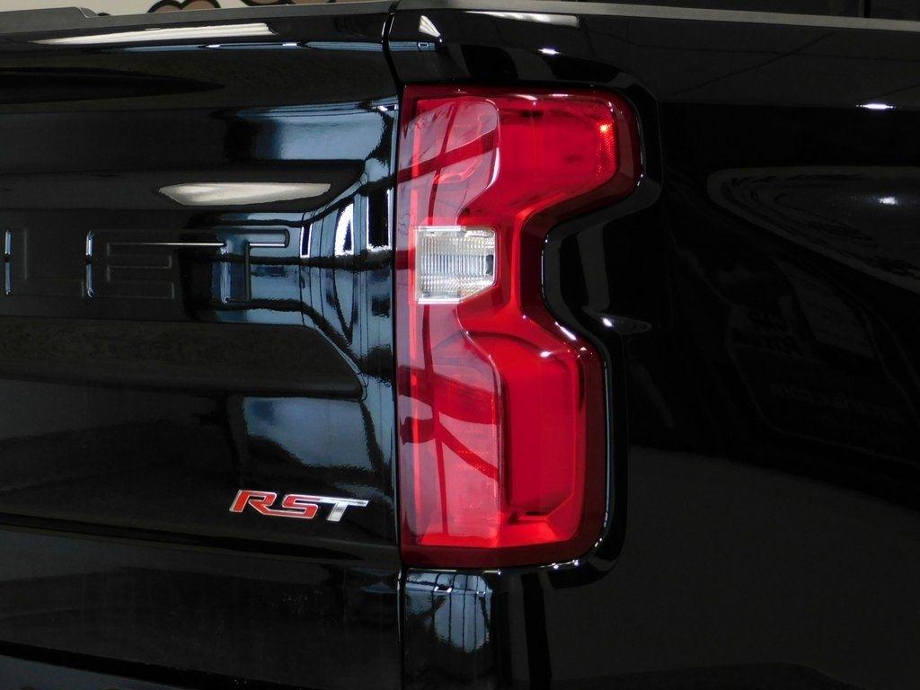 Chevrolet Silverado 1500 RST Crew Cab 4WD 2024