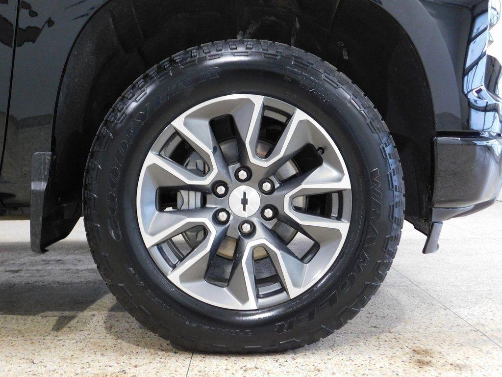 Chevrolet Silverado 1500 RST Crew Cab 4WD 2024