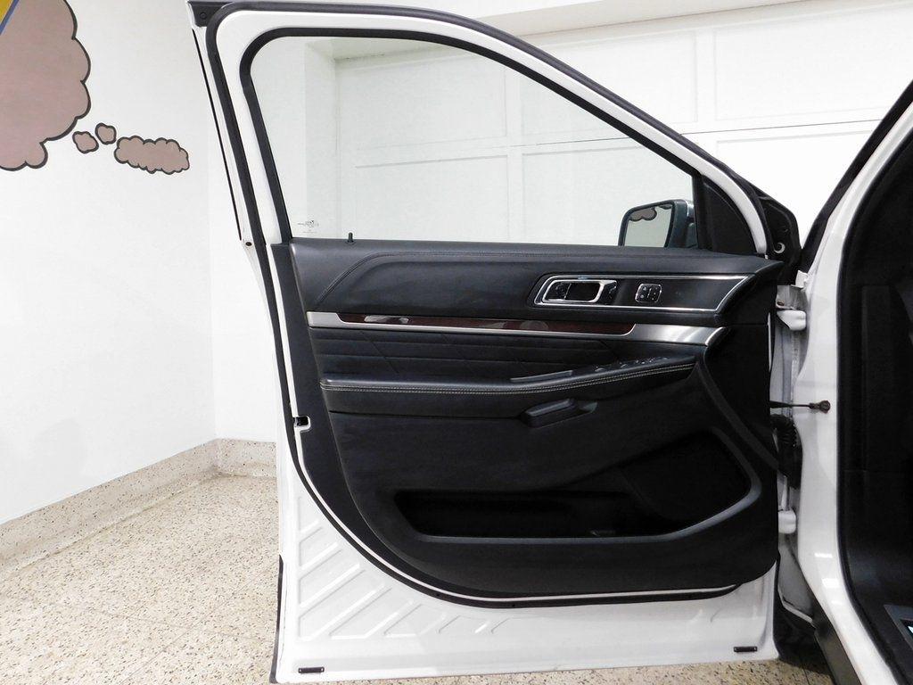 Ford Explorer Platinum AWD 2019