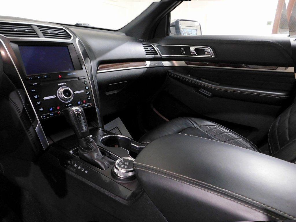 Ford Explorer Platinum AWD 2019