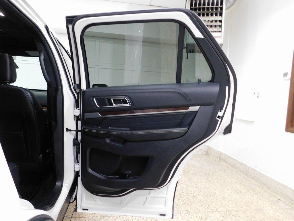 Ford Explorer Platinum AWD 2019