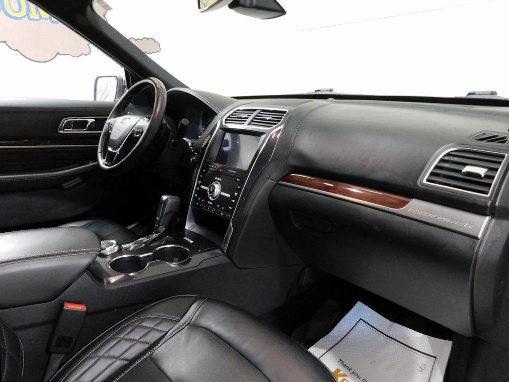 Ford Explorer Platinum AWD 2019