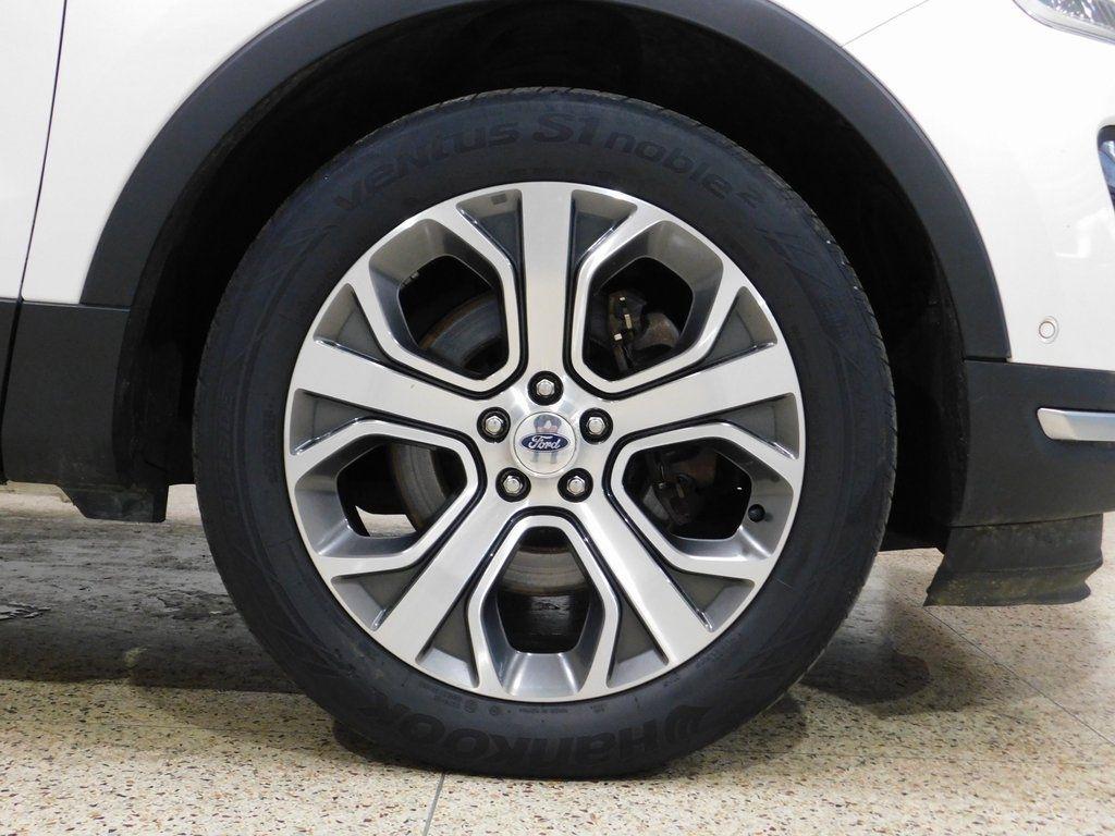 Ford Explorer Platinum AWD 2019