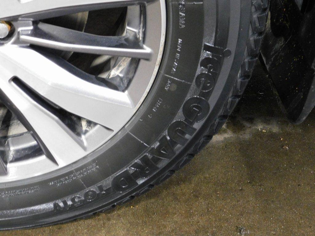 Nissan Pathfinder SV 4WD 2018