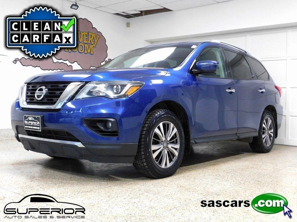 Nissan Pathfinder SV 4WD 2018