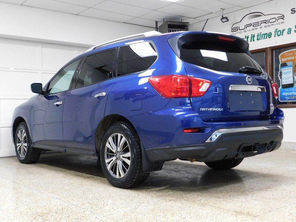 Nissan Pathfinder SV 4WD 2018