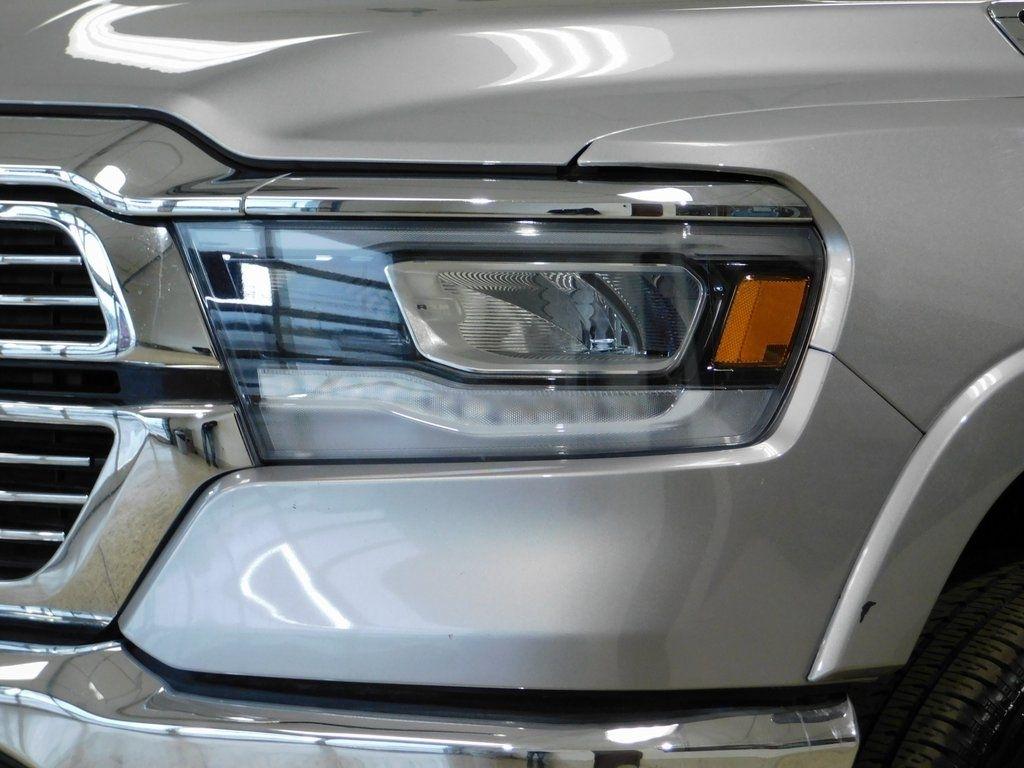 RAM 1500 Laramie Crew Cab SWB 4WD 2020