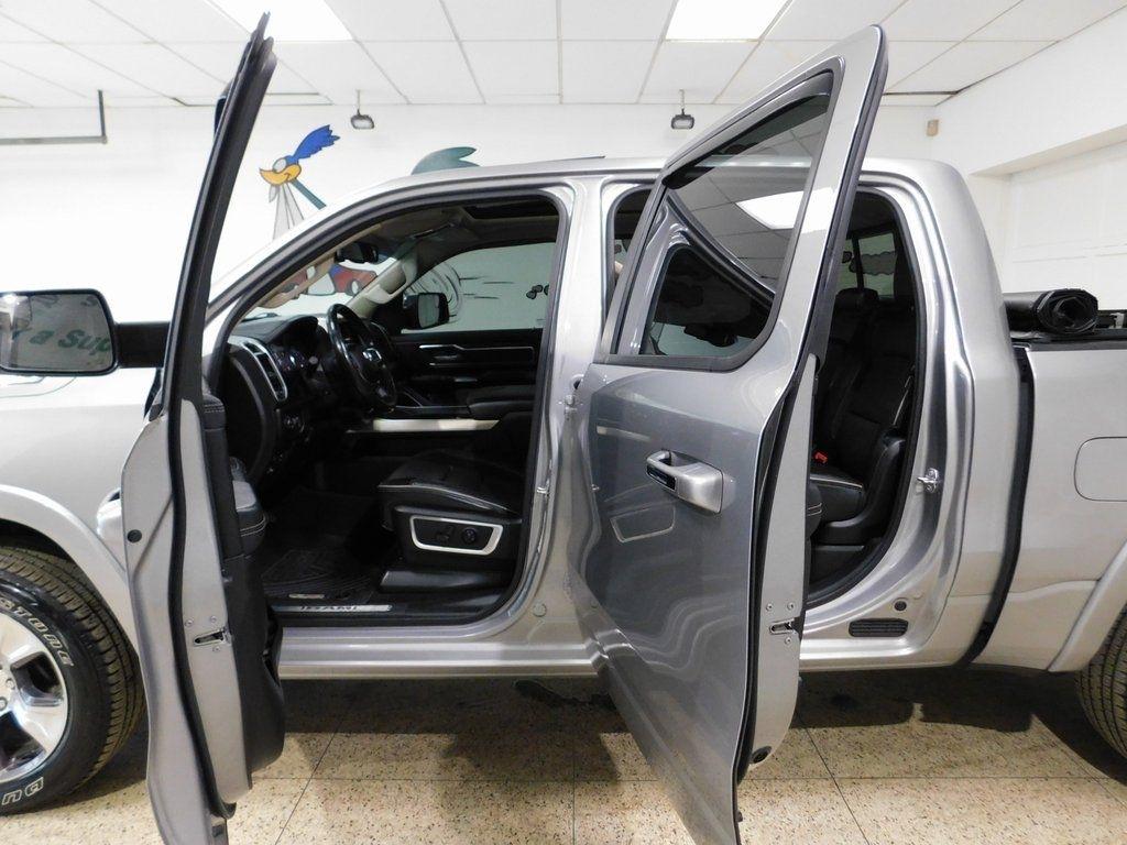 RAM 1500 Laramie Crew Cab SWB 4WD 2020