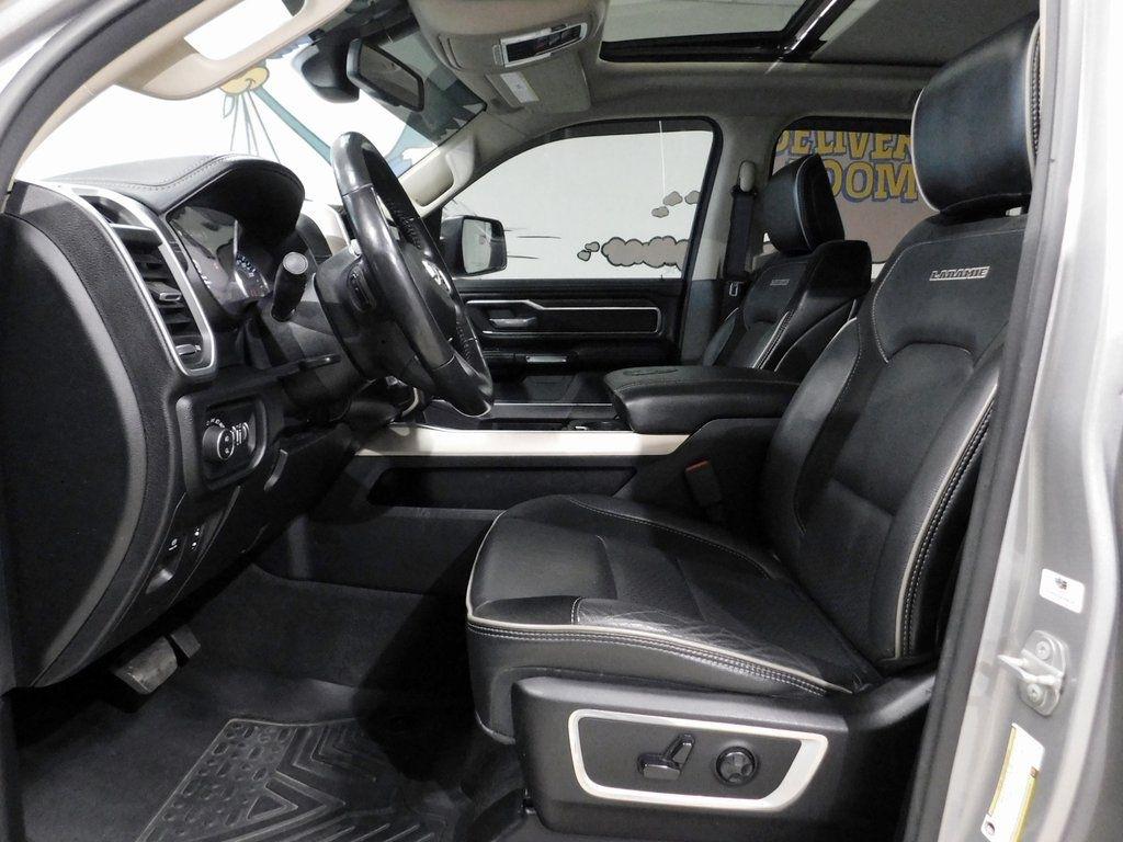 RAM 1500 Laramie Crew Cab SWB 4WD 2020